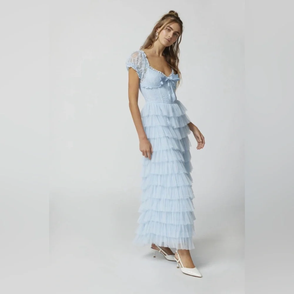 Light Blue Lace Tiered Maxi Formal/Prom/Bridesmaids Dress - size M - Picture 1 of 5